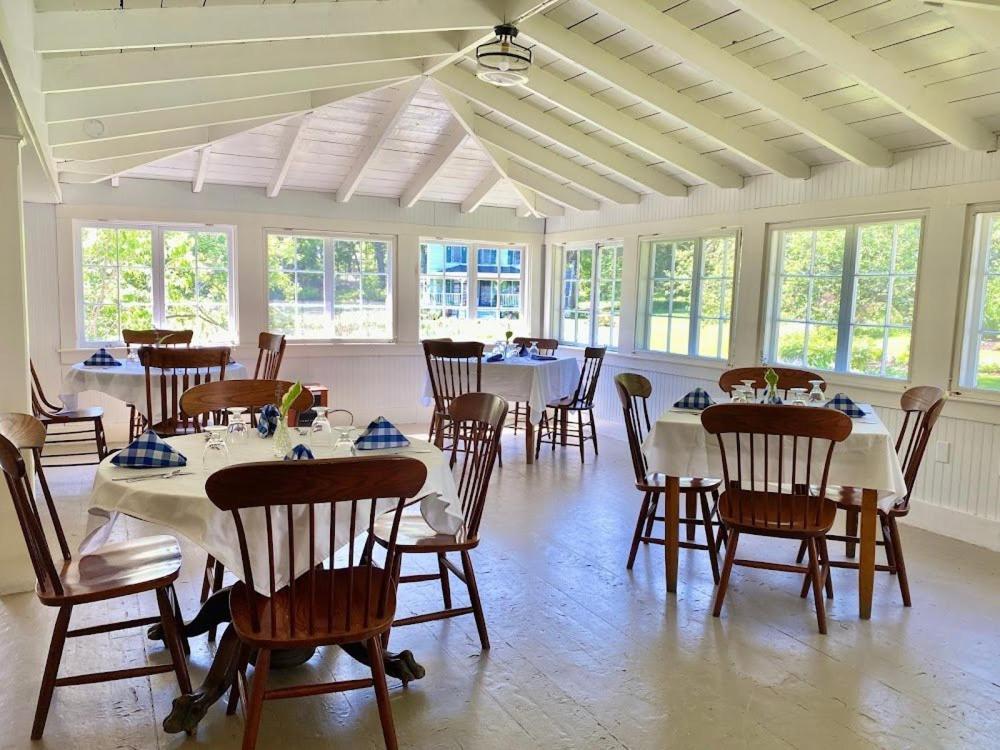 Oakland House Seaside Inn & Cottages Brooksville Экстерьер фото
