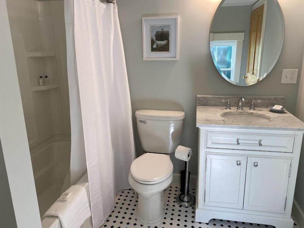 Oakland House Seaside Inn & Cottages Brooksville Экстерьер фото